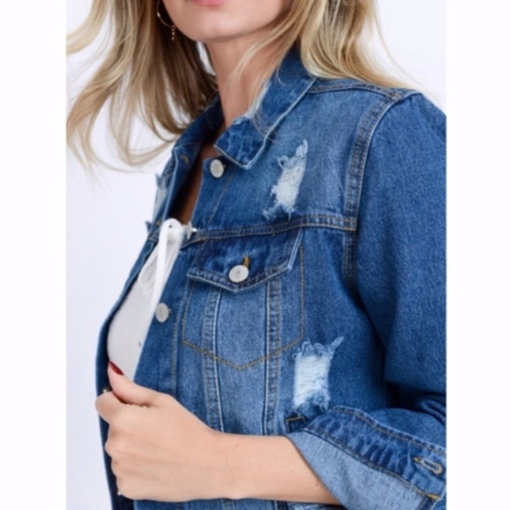 Distressed  boho pocket medium wash Jean Jacket - Picture 2 of 3